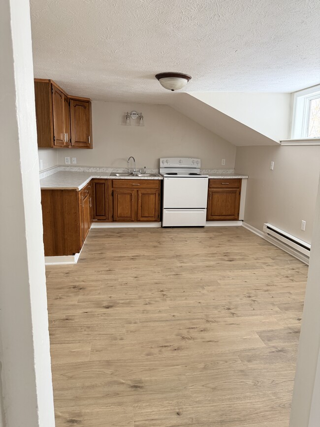 118 W Grove St in Mishawaka, IN - Building Photo - Building Photo