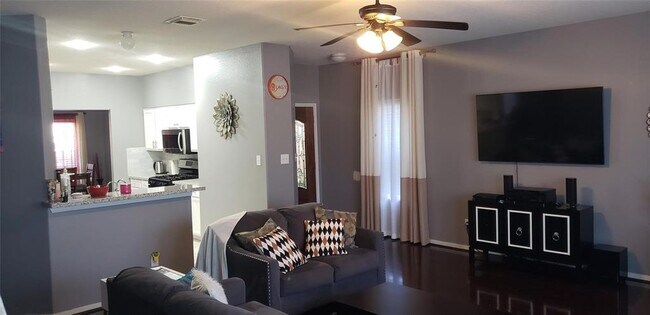 5038 Forest Hurst Dr in Spring, TX - Building Photo - Building Photo