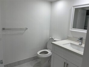 12650 SW 6th St-Unit -412K in Pembroke Pines, FL - Foto de edificio - Building Photo