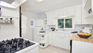 14526 Evanston Ave N in Shoreline, WA - Building Photo - Building Photo