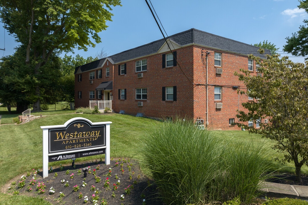 Westaway Apartments in Lafayette Hill, PA - Building Photo