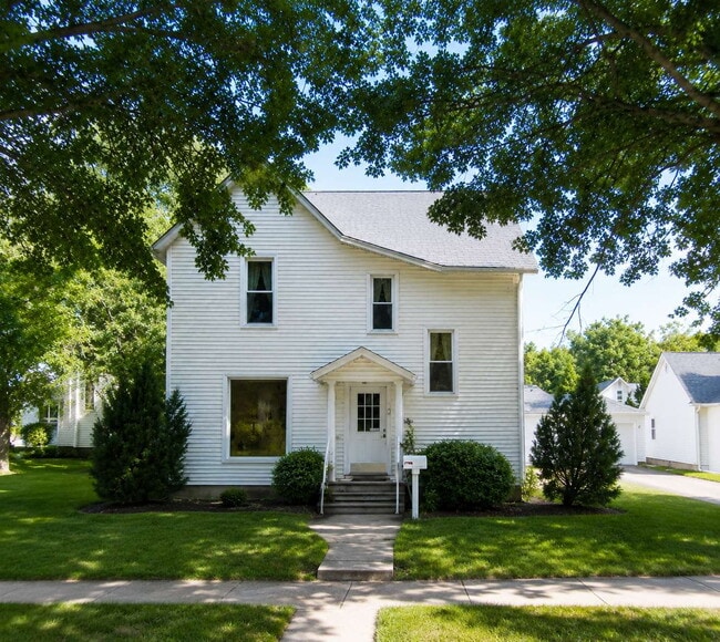 property at 622 Hudson St