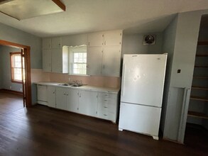 1717 E North St in Salina, KS - Building Photo - Building Photo