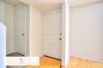 111 N Moore Ave in Monterey Park, CA - Building Photo - Building Photo