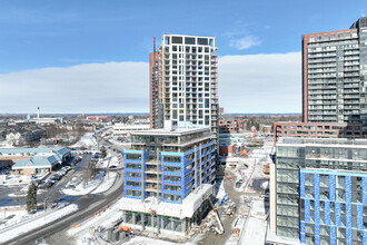 420 Harwood Av S in Ajax, ON - Building Photo - Building Photo