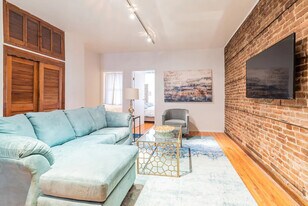 451 9th Ave in New York, NY - Building Photo