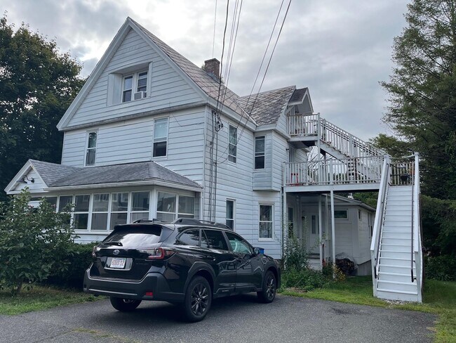 10 Chapman Ave, Unit #2