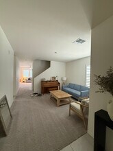 5954 E Demeter Dr in Florence, AZ - Foto de edificio - Building Photo