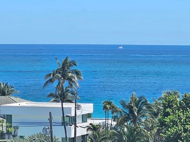property at 2409 N Ocean Blvd
