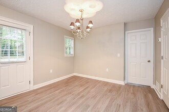 220 Carmichael Rd in Woodstock, GA - Building Photo - Building Photo