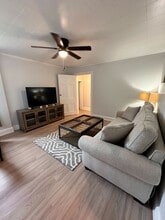 310 Union St, Unit Unit C in Bangor, ME - Foto de edificio - Building Photo