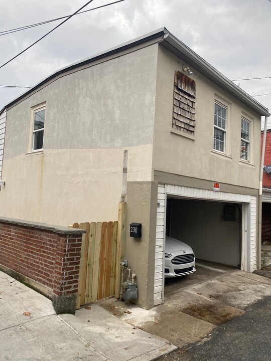 230 N Hazel St, Unit 1BR with Garage and Yard in Allentown, PA - Building Photo