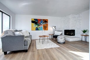 6911 W 87th Way, Unit 301 in Arvada, CO - Building Photo