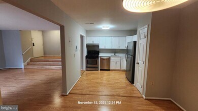 14414 Parkvale Rd in Rockville, MD - Building Photo - Building Photo