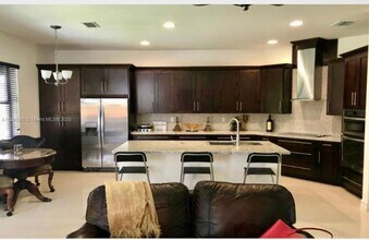 14432 SW 31st St in Miami, FL - Building Photo - Building Photo