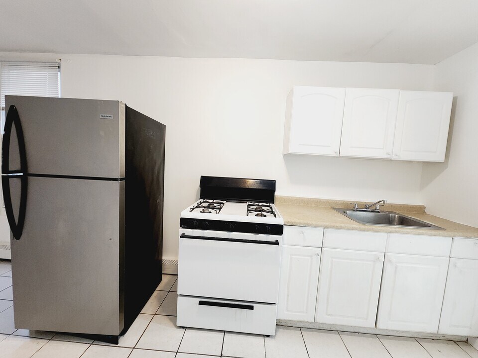 88 Armstrong Ave in Jersey City, NJ - Building Photo