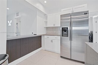 1440 NE 149th St in North Miami, FL - Building Photo - Building Photo