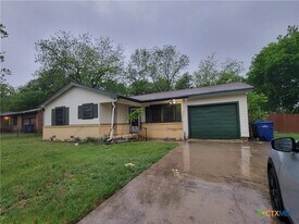 604 S 11th St in Copperas Cove, TX - Building Photo