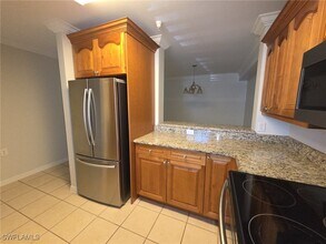 9069 Gervais Cir in Naples, FL - Foto de edificio - Building Photo