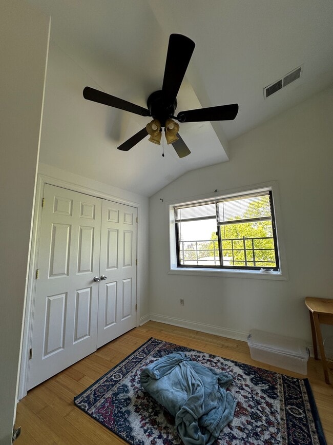 635 Kress Aly, Unit 4 in Cincinnati, OH - Building Photo - Building Photo