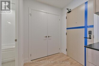 3250 Carding Mill Trail in Oakville, ON - Building Photo - Building Photo