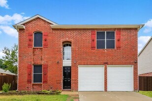 608 Spillway Dr in Little Elm, TX - Building Photo
