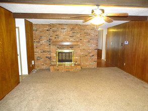 5513 16th St in Lubbock, TX - Building Photo - Building Photo