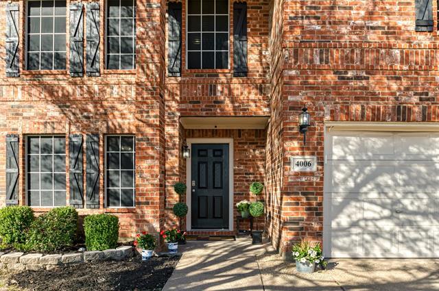 4006 Collin Ct in Heartland, TX - Building Photo - Building Photo