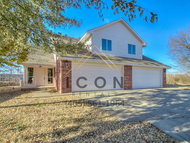 property at 7409 Kings Manor Ct