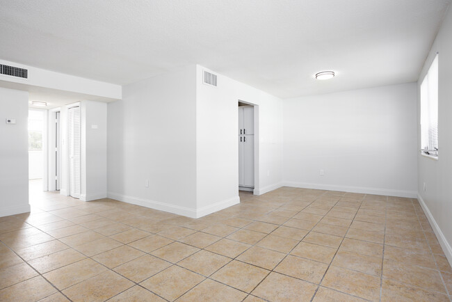 Ayana Blu in Cape Canaveral, FL - Building Photo - Interior Photo