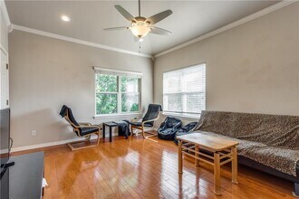 3011 Speedway in Austin, TX - Foto de edificio - Building Photo