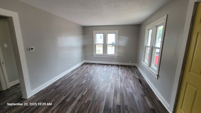 408 Polk Ave in Charleston, IL - Building Photo - Building Photo