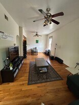 1617 N Hudson Ave in Chicago, IL - Building Photo