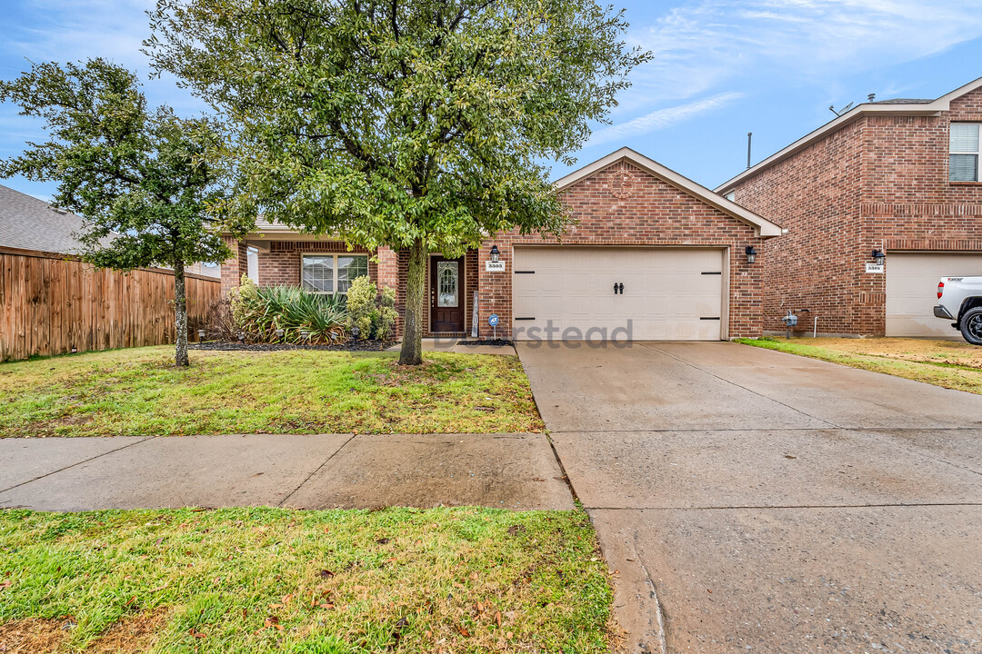 3303 Brazos St in Melissa, TX - Building Photo