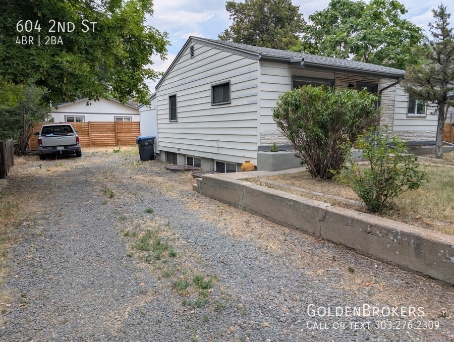 604 2nd St in Golden, CO - Building Photo