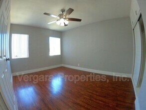 4029 W 122nd St in Hawthorne, CA - Building Photo - Building Photo