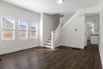 408 E Beecher St in Indianapolis, IN - Foto de edificio - Building Photo