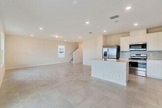 7726 Syracuse Dr in Clermont, FL - Building Photo - Building Photo