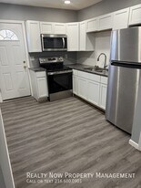 2054 W 98th St, Unit Unit Up in Cleveland, OH - Building Photo