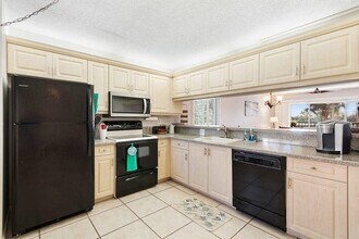 275 Palm Ave in Jupiter, FL - Foto de edificio - Building Photo