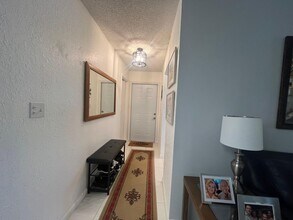 8916 Rheims Rd in Boca Raton, FL - Building Photo - Building Photo