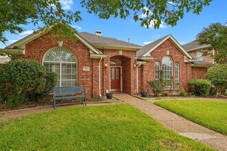 9312 Vista Cir in Irving, TX - Building Photo - Building Photo