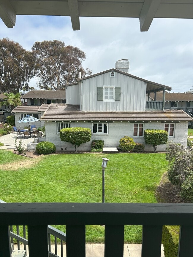 property at 3080 Lincoln St