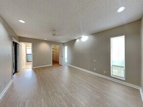 632 NW 48th Ave in Coconut Creek, FL - Building Photo - Building Photo