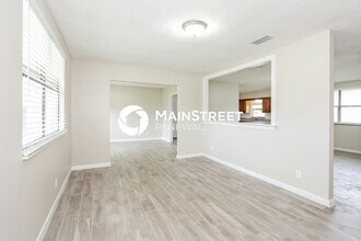 6775 Rivercrest Dr in Jacksonville, FL - Building Photo - Building Photo