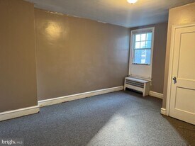 7204 Ogontz Ave in Philadelphia, PA - Building Photo