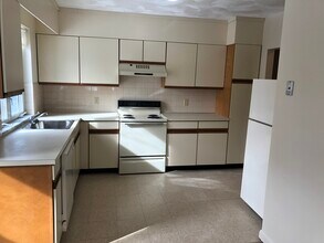 45 Lexington St in Newton, MA - Building Photo - Building Photo