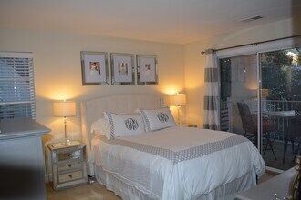 2701 Selwyn Ave in Charlotte, NC - Foto de edificio - Building Photo