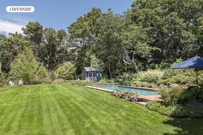 6 Briarsweet Ln in East Hampton, NY - Foto de edificio - Building Photo