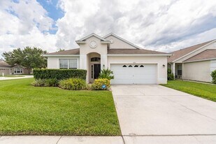 17354 Lawn Orchid Loop in Land O Lakes, FL - Building Photo